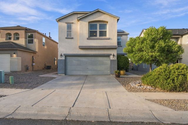 8705 Sawgrass Place NW, Albuquerque, NM 87121