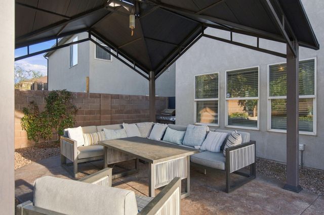 8705 Sawgrass Place NW, Albuquerque, NM 87121