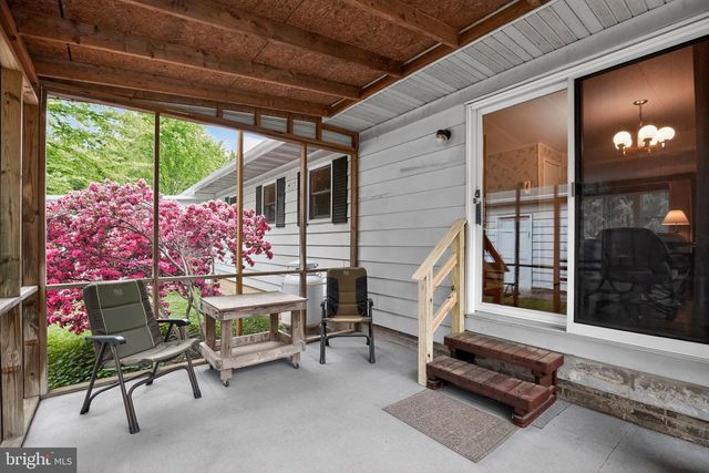 6070 HILL RD, Saint Leonard, MD 20685