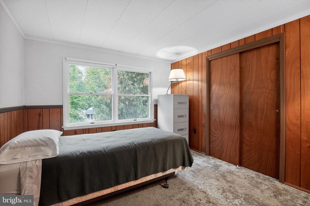 Image 18 of property listing at 6070 HILL RD, Saint Leonard, MD 20685