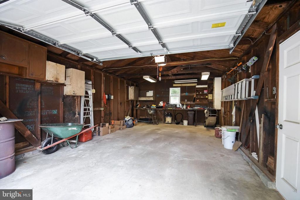 Image 29 of property listing at 6070 HILL RD, Saint Leonard, MD 20685