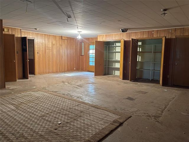 3609 Meadowbrook Drive, Midwest City, OK 73110
