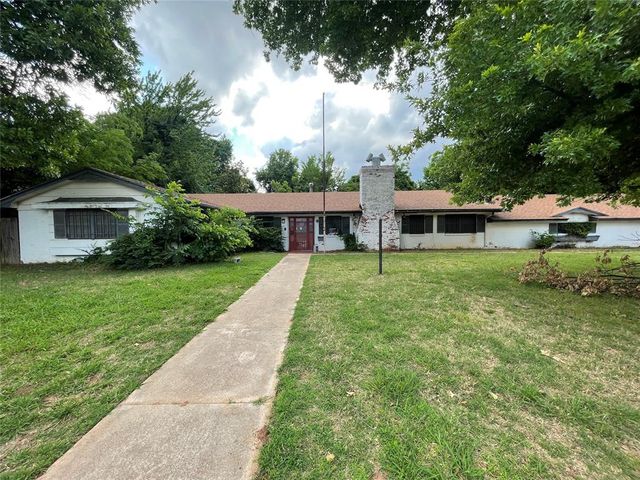 3609 Meadowbrook Drive, Midwest City, OK 73110