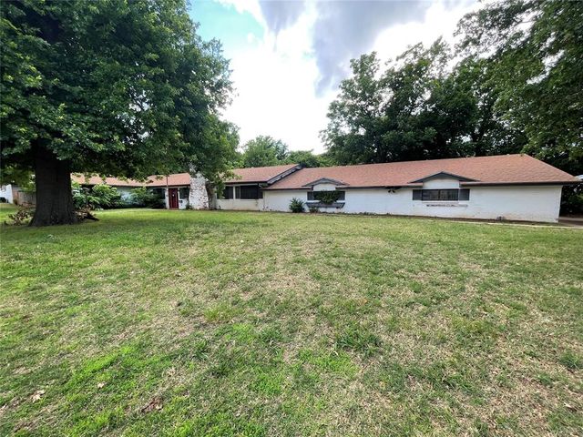 3609 Meadowbrook Drive, Midwest City, OK 73110