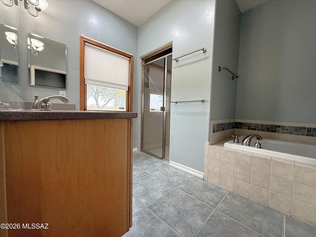 2941 E Broadview Drive, Vail, AZ 85641