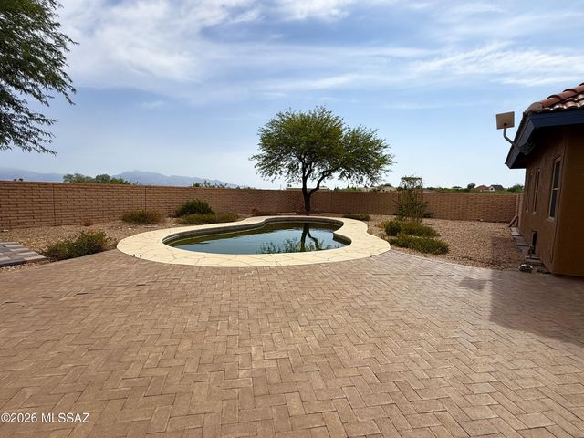 2941 E Broadview Drive, Vail, AZ 85641