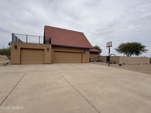 2941 E Broadview Drive, Vail, AZ 85641