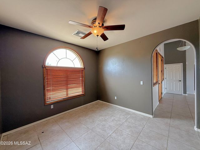 2941 E Broadview Drive, Vail, AZ 85641
