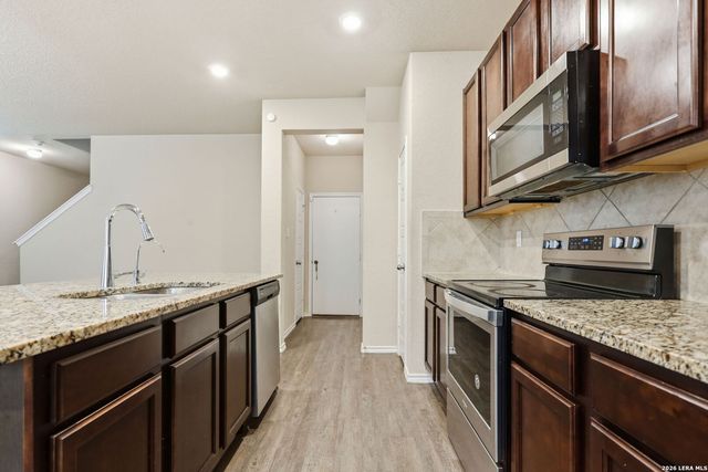 10531 Green Rock, San Antonio, TX 78223