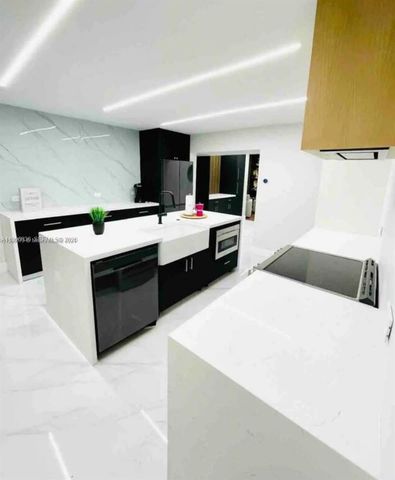 2612 SW 12th St Main, Miami, FL 33135