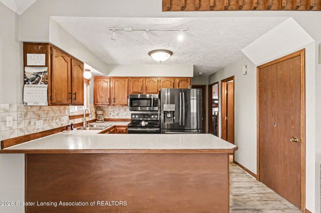 4551 Glenberry Drive, Holt, MI 48842