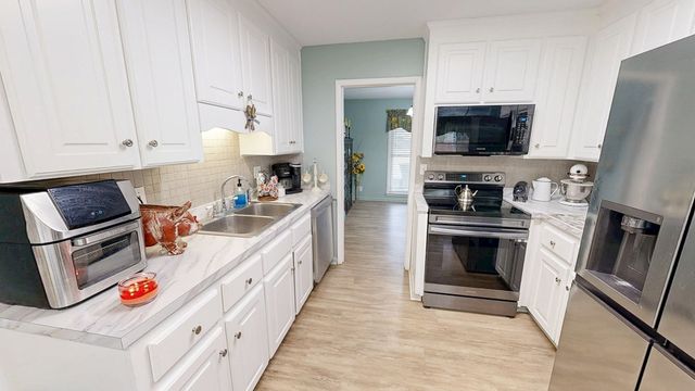 1701 Jefferson Court, Dothan, AL 36303