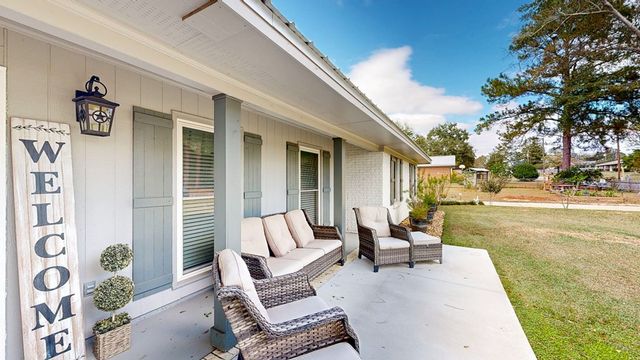 1701 Jefferson Court, Dothan, AL 36303