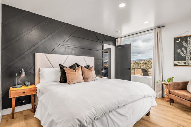 1260 Hawkeye Road, Loma, CO 81524