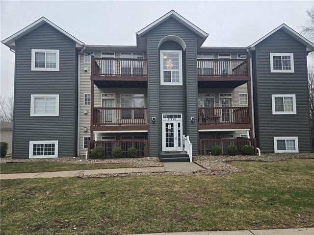 17201 E 32nd Street 9, Independence, MO 64055