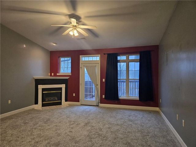 17201 E 32nd Street 9, Independence, MO 64055