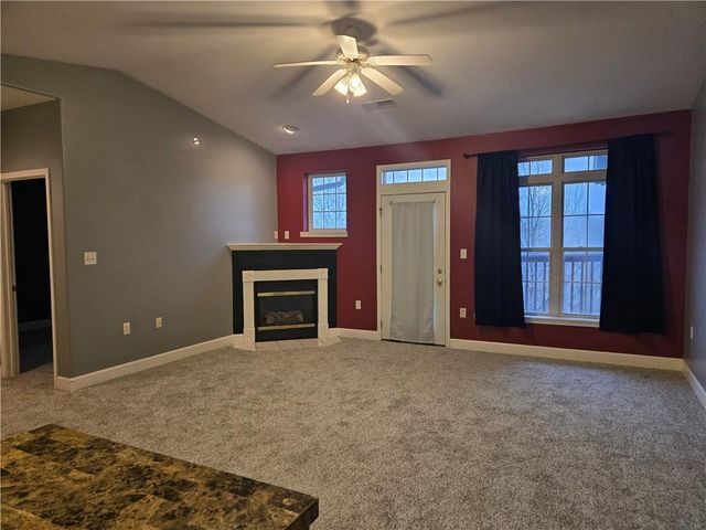 17201 E 32nd Street 9, Independence, MO 64055