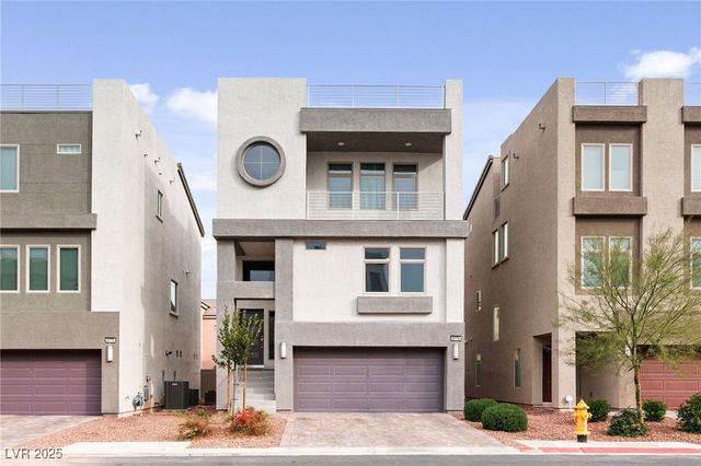 8176 Caldera Creek Street, Las Vegas, NV 89113