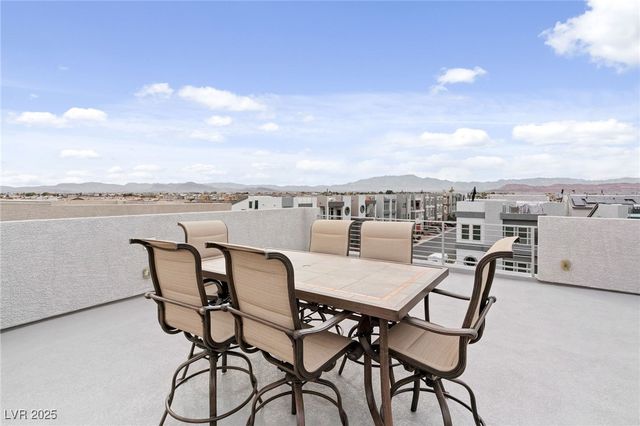 8176 Caldera Creek Street, Las Vegas, NV 89113