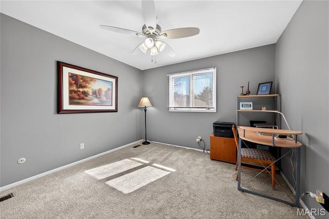 14991 Broadmont Drive, Chesterfield, MO 63017