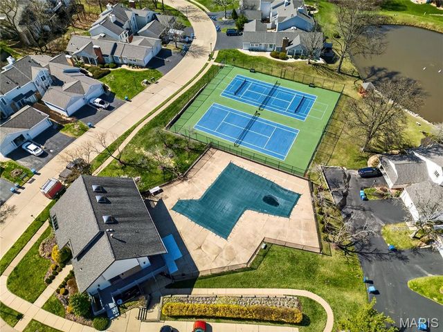 14991 Broadmont Drive, Chesterfield, MO 63017