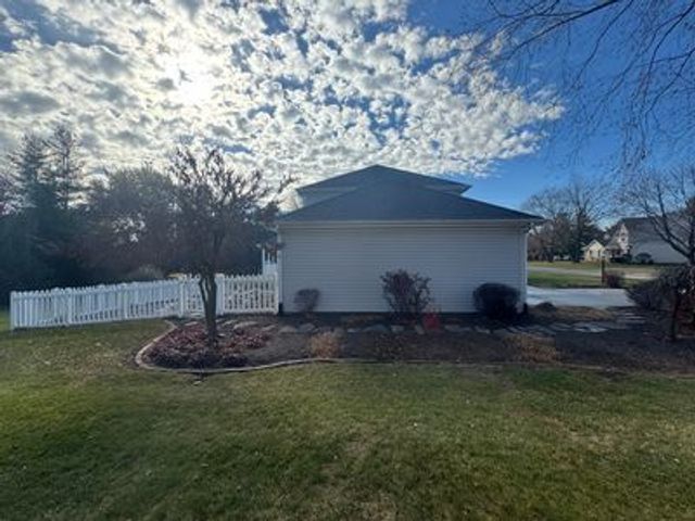 5235 Solitude Drive, Rockford, IL 61114