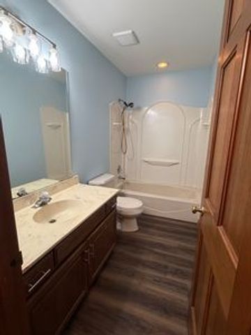 5235 Solitude Drive, Rockford, IL 61114