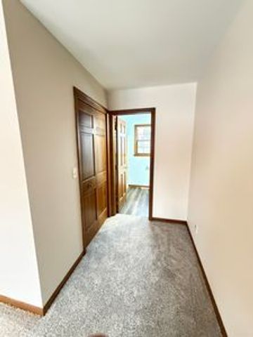 5235 Solitude Drive, Rockford, IL 61114