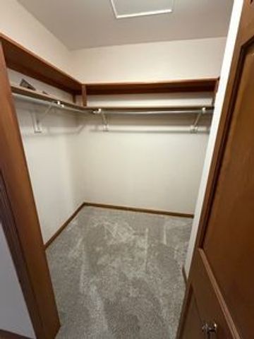 5235 Solitude Drive, Rockford, IL 61114