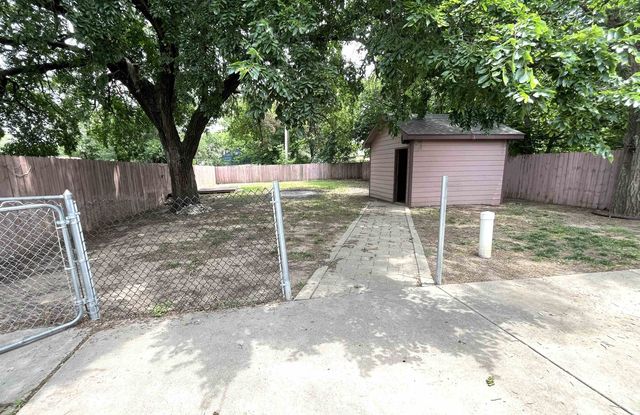1128 S Sedgwick, Wichita, KS 67213
