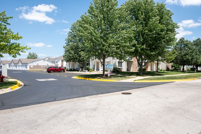 1600 McClure Road 0, Aurora, IL 60505
