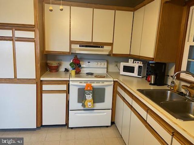 205 ROSE ST, Lock Haven, PA 17745