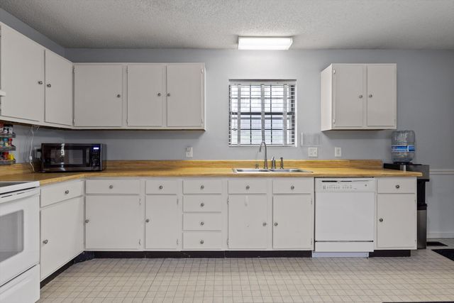 996 Hurricane Creek Road, Chattanooga, TN 37421