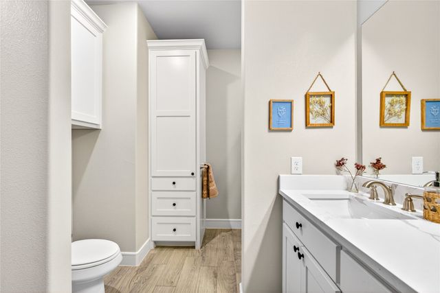 1705 S Fm 1752, Savoy, TX 75479
