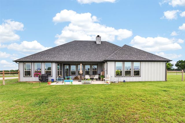 1705 S Fm 1752, Savoy, TX 75479