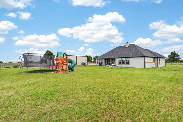 1705 S Fm 1752, Savoy, TX 75479