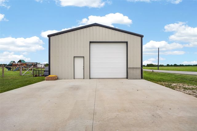 1705 S Fm 1752, Savoy, TX 75479
