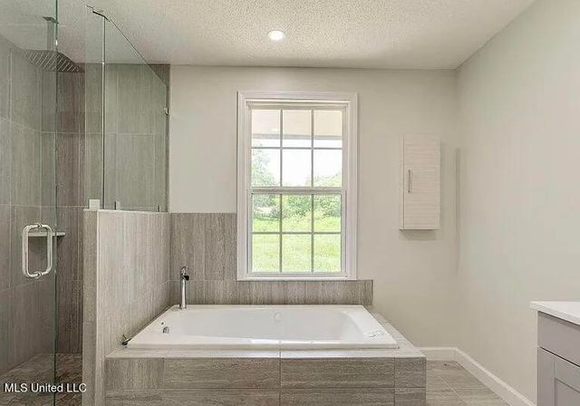 6535 Lakeshore Road, Bay Saint Louis, MS 39520