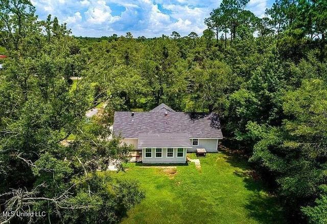 6535 Lakeshore Road, Bay Saint Louis, MS 39520