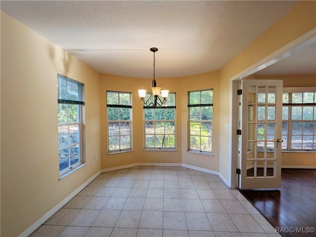 3 Graytwig Court W, Homosassa, FL 34446