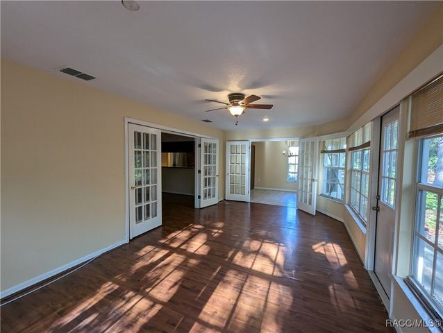 3 Graytwig Court W, Homosassa, FL 34446