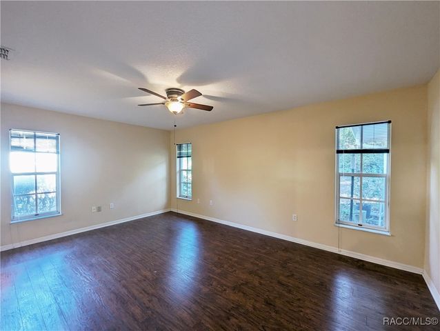 3 Graytwig Court W, Homosassa, FL 34446