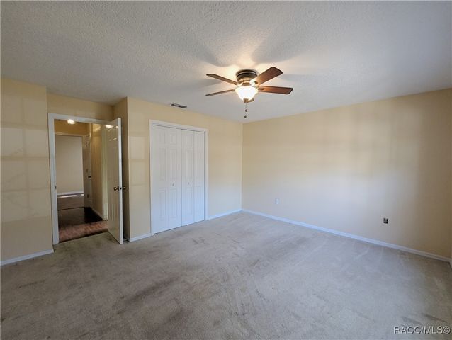 3 Graytwig Court W, Homosassa, FL 34446