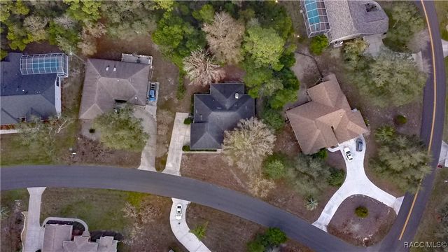 3 Graytwig Court W, Homosassa, FL 34446