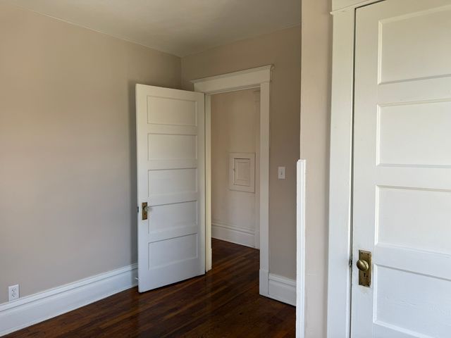 928 North Avenue, Rockford, IL 61103