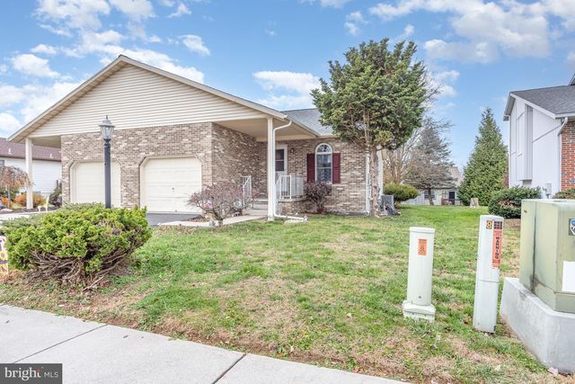 236 KENNEDY CT, Hanover, PA 17331