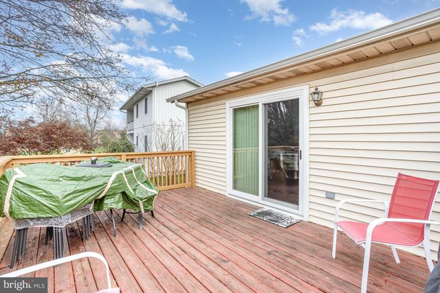 236 KENNEDY CT, Hanover, PA 17331