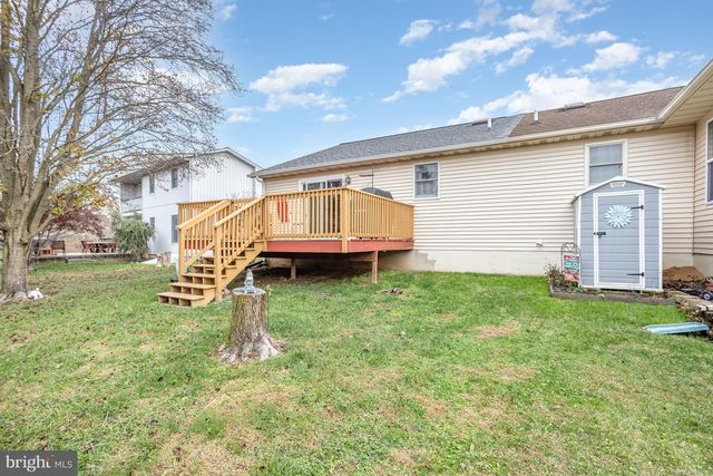 236 KENNEDY CT, Hanover, PA 17331