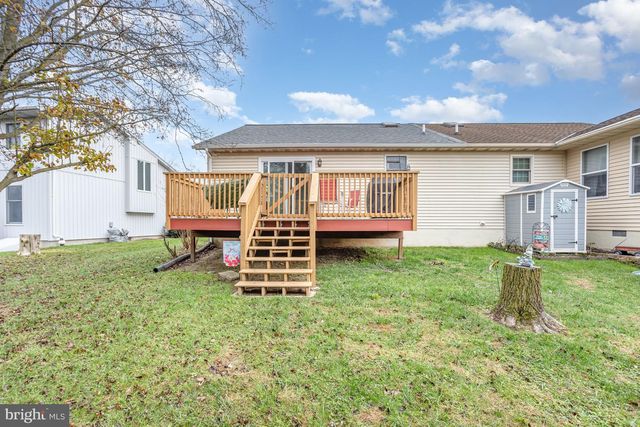 236 KENNEDY CT, Hanover, PA 17331