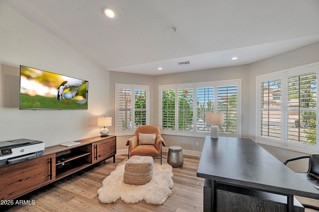 Image 13 of property listing at 18793 N 93RD Street, Scottsdale, AZ 85255